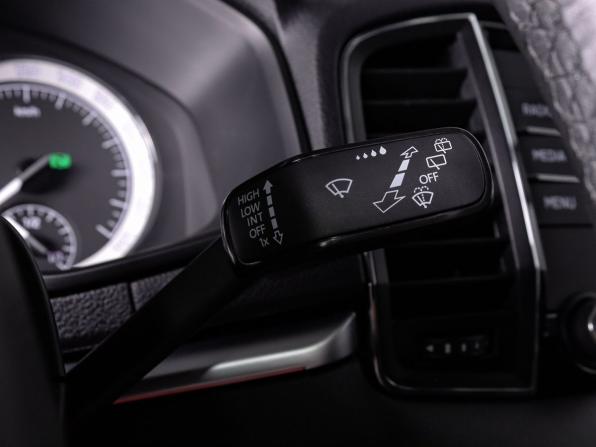Skoda Karoq I с пробегом 2020 года, цена 2 280 000 рублей, 82000 км, внедорожник, Автокод Объявления