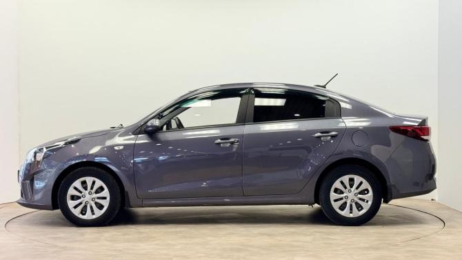 Kia Rio IV Рестайлинг с пробегом 2021 года, цена 1 599 500 рублей, 73515 км, седан, Автокод Объявления