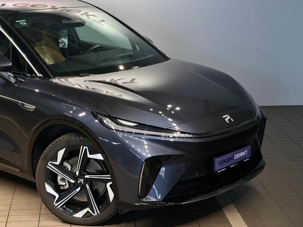 Rising Auto R7 с пробегом 2022 года, цена 3 350 000 рублей, 14500 км, внедорожник, Автокод Объявления