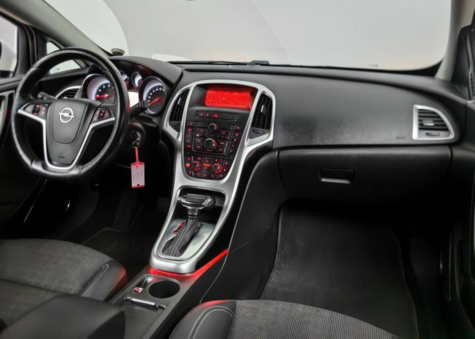 Opel Astra J Рестайлинг Подольск  - изображение 13