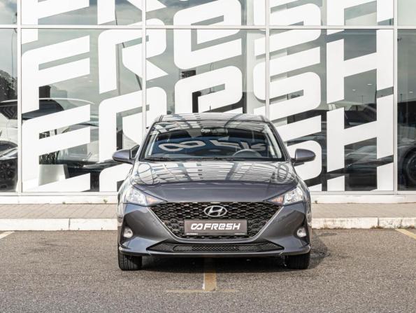 Hyundai Solaris II Рестайлинг с пробегом 2021 года, цена 1 890 000 рублей, 27751 км, седан, Автокод Объявления