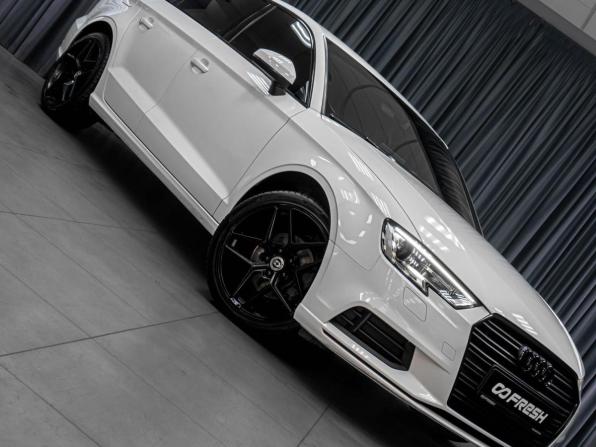 Audi A3 III (8V) Рестайлинг с пробегом 2017 года, цена 2 099 000 рублей, 114243 км, седан, Автокод Объявления