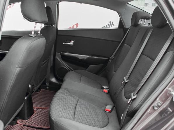 Kia Rio III Рестайлинг с пробегом 2017 года, цена 1 170 000 рублей, 169563 км, седан, Автокод Объявления