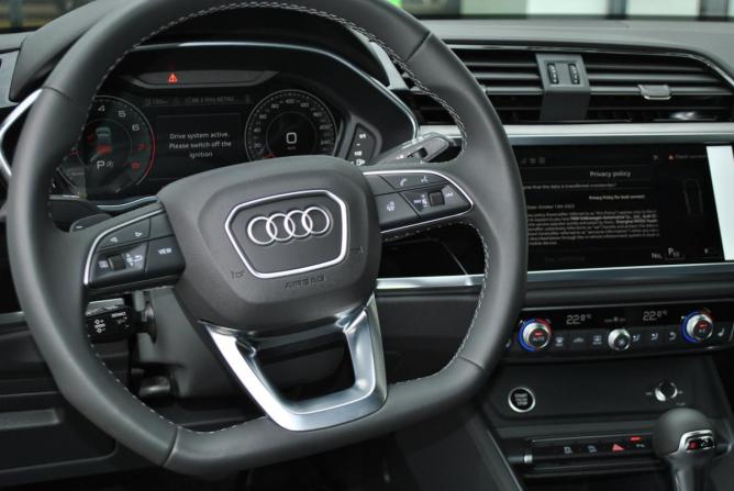 Audi Q3 III (FJ) с пробегом 2026 года, цена 3 990 000 рублей, 10 км, внедорожник, Автокод Объявления