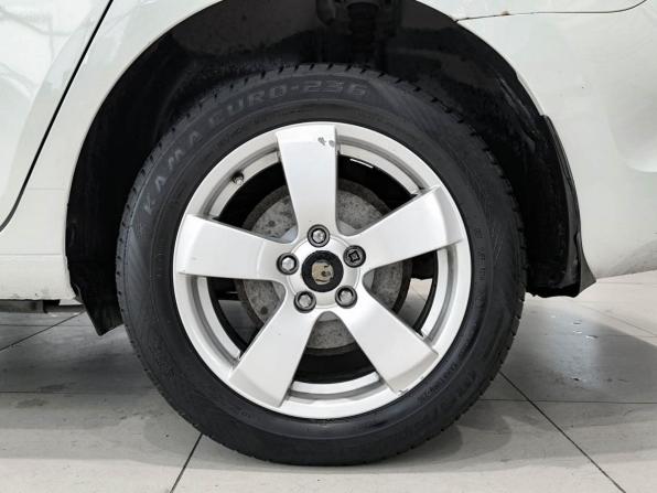 Skoda Rapid I с пробегом 2014 года, цена 799 000 рублей, 176070 км, лифтбек, Автокод Объявления
