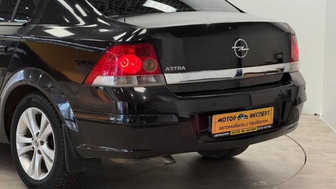 Opel Astra H Рестайлинг с пробегом 2011 года, цена 485 000 рублей, 270677 км, седан, Автокод Объявления