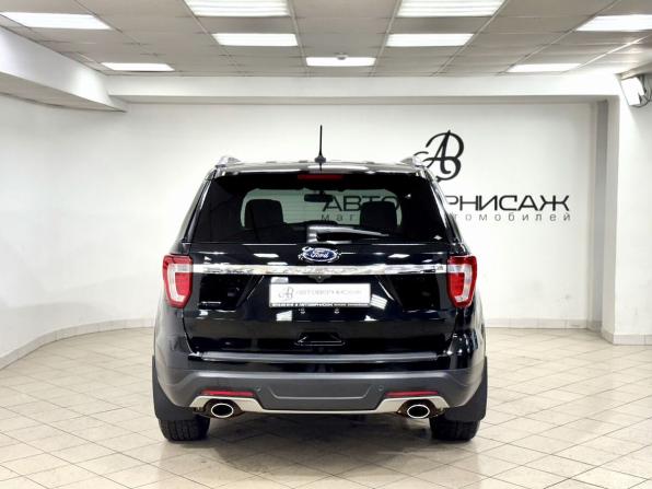 Ford Explorer V Рестайлинг с пробегом 2018 года, цена 2 650 000 рублей, 133694 км, внедорожник, Автокод Объявления