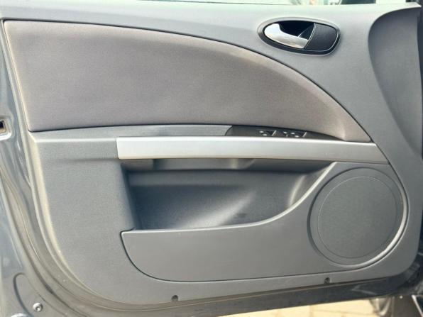 SEAT Leon II Рестайлинг с пробегом 2010 года, цена 750 000 рублей, 138000 км, хэтчбек, Автокод Объявления