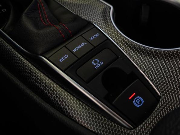 Toyota Camry VIII (XV70) Рестайлинг с пробегом 2021 года, цена 2 940 000 рублей, 133710 км, седан, Автокод Объявления