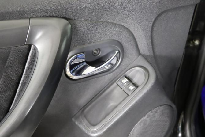 Renault Duster I Рестайлинг с пробегом 2016 года, цена 1 299 990 рублей, 107014 км, внедорожник, Автокод Объявления