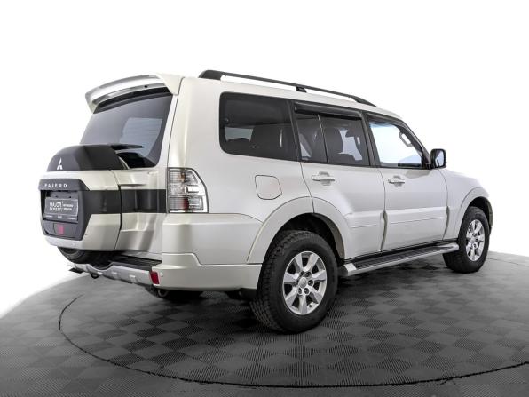 Mitsubishi Pajero IV Рестайлинг 2 с пробегом 2015 года, цена 2 799 000 рублей, 85940 км, внедорожник, Автокод Объявления