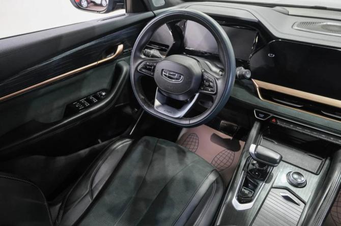 Geely Monjaro I с пробегом 2023 года, цена 3 199 000 рублей, 72000 км, внедорожник, Автокод Объявления