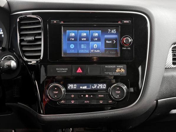 Mitsubishi Outlander III Рестайлинг с пробегом 2014 года, цена 1 389 000 рублей, 131615 км, внедорожник, Автокод Объявления