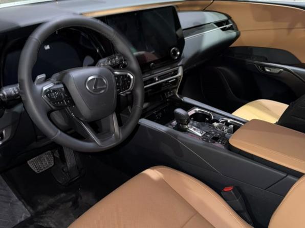 Новый Lexus RX V 2026 года, цена 7 850 000 рублей, внедорожник, Автокод Объявления