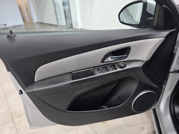 Chevrolet Cruze I Рестайлинг с пробегом 2013 года, цена 789 000 рублей, 180000 км, седан, Автокод Объявления