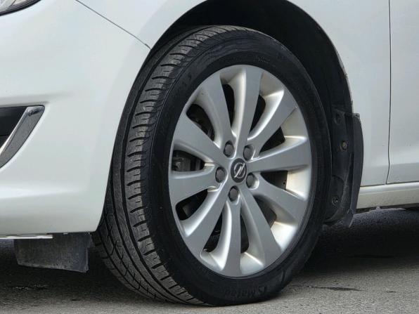 Opel Astra J Рестайлинг с пробегом 2013 года, цена 630 000 рублей, 192127 км, хэтчбек, Автокод Объявления