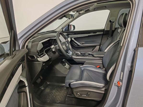 Geely Atlas II с пробегом 2025 года, цена 2 999 000 рублей, 24917 км, внедорожник, Автокод Объявления