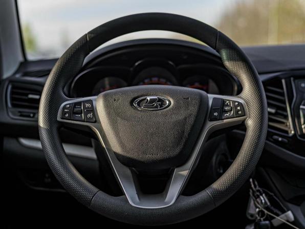 Lada (ВАЗ) Vesta I с пробегом 2021 года, цена 1 078 000 рублей, 98677 км, универсал, Автокод Объявления