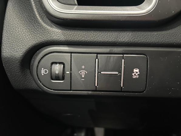 Kia Ceed III с пробегом 2019 года, цена 1 499 000 рублей, 95012 км, универсал, Автокод Объявления