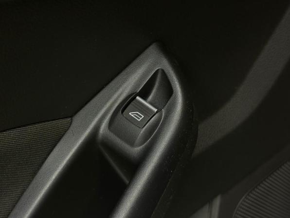 Ford Focus III Рестайлинг с пробегом 2016 года, цена 1 270 000 рублей, 112652 км, хэтчбек, Автокод Объявления