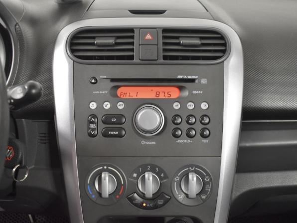 Suzuki Splash I с пробегом 2011 года, цена 749 900 рублей, 54412 км, хэтчбек, Автокод Объявления