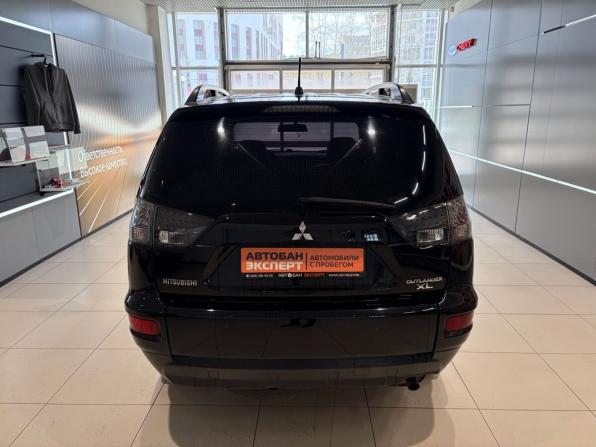 Mitsubishi Outlander II Рестайлинг с пробегом 2011 года, цена 1 079 000 рублей, 250000 км, внедорожник, Автокод Объявления
