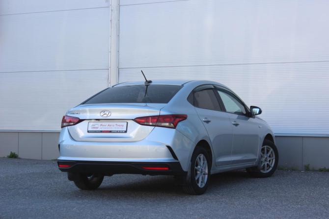 Hyundai Solaris II Рестайлинг с пробегом 2020 года, цена 1 477 000 рублей, 131546 км, седан, Автокод Объявления