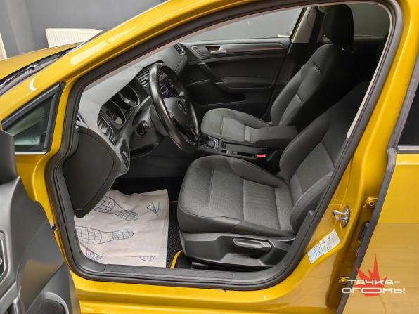 Volkswagen Golf VII Рестайлинг с пробегом 2018 года, цена 1 788 000 рублей, 113000 км, хэтчбек, Автокод Объявления