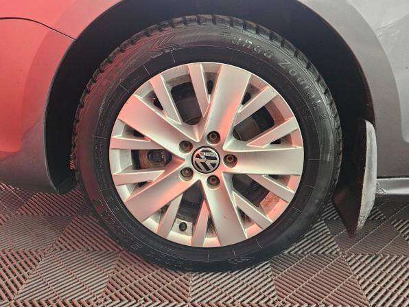 Volkswagen Jetta VI Рестайлинг с пробегом 2014 года, цена 699 000 рублей, 224929 км, седан, Автокод Объявления
