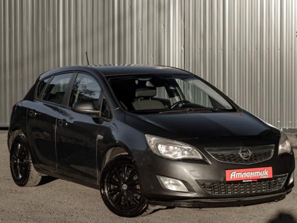 Opel Astra J с пробегом 2010 года, цена 750 000 рублей, 112238 км, хэтчбек, Автокод Объявления