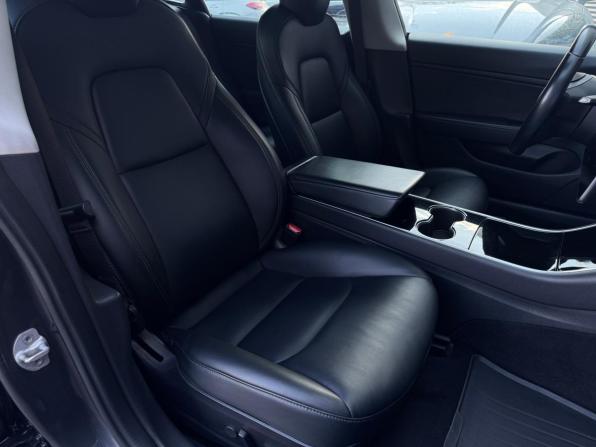 Tesla Model 3 I с пробегом 2018 года, цена 2 990 000 рублей, 121000 км, седан, Автокод Объявления