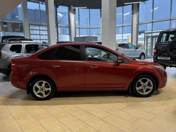 Ford Focus II Рестайлинг с пробегом 2010 года, цена 635 000 рублей, 138670 км, седан, Автокод Объявления