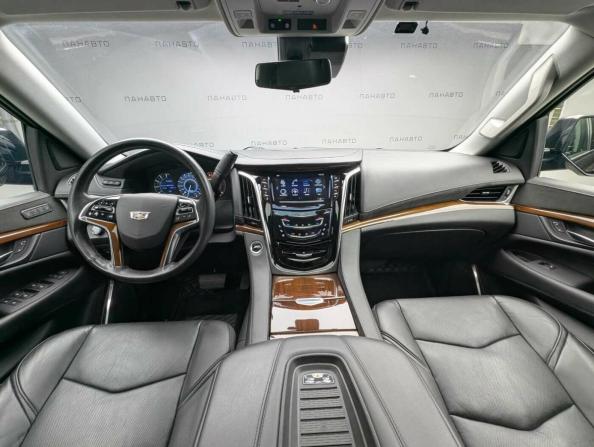 Cadillac Escalade IV с пробегом 2019 года, цена 5 397 000 рублей, 91225 км, внедорожник, Автокод Объявления