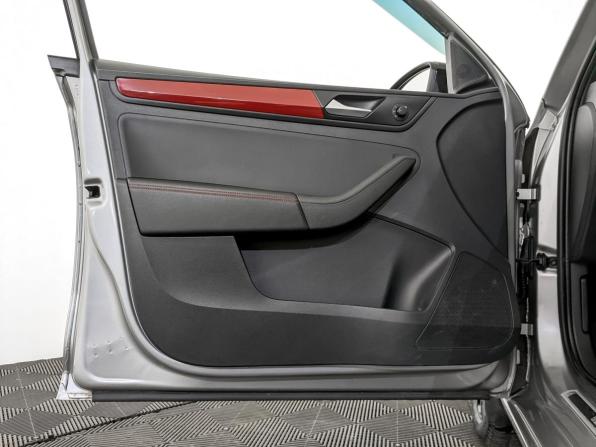 Volkswagen Polo VI с пробегом 2021 года, цена 1 645 000 рублей, 79734 км, лифтбек, Автокод Объявления