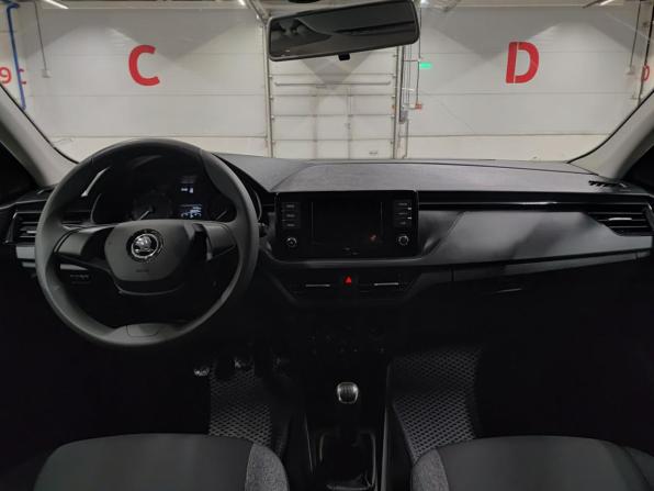 Skoda Rapid II с пробегом 2021 года, цена 1 579 000 рублей, 68291 км, лифтбек, Автокод Объявления