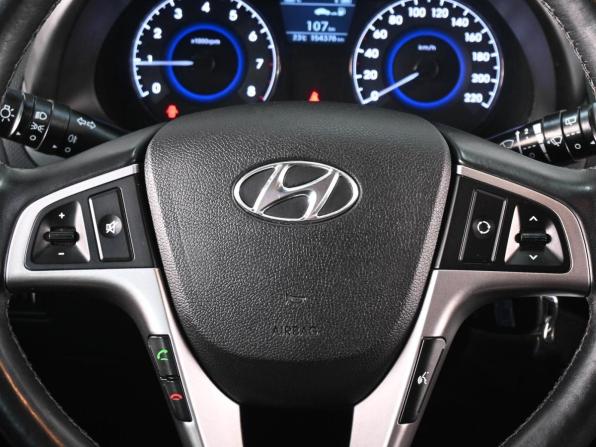 Hyundai Solaris I Рестайлинг с пробегом 2015 года, цена 1 199 000 рублей, 154378 км, хэтчбек, Автокод Объявления
