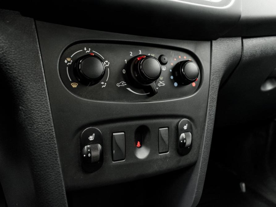 Renault Logan II Екатеринбург  - изображение 14