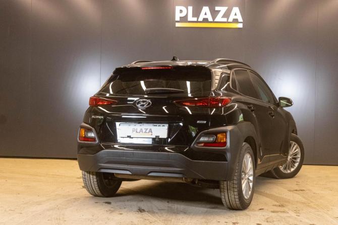 Hyundai Kona I с пробегом 2018 года, цена 1 879 000 рублей, 80226 км, внедорожник, Автокод Объявления