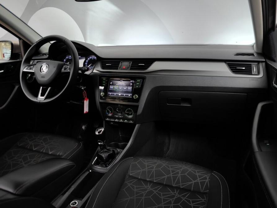 Skoda Rapid I Рестайлинг Подольск  - изображение 13