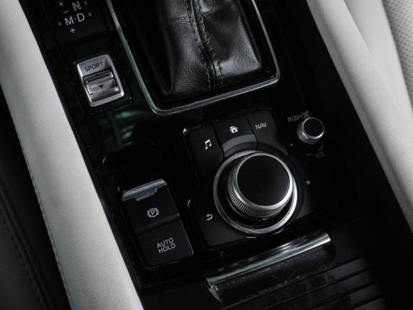Mazda 6 III (GJ) Рестайлинг 2 с пробегом 2018 года, цена 2 129 000 рублей, 174574 км, седан, Автокод Объявления