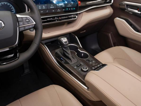 Toyota Highlander IV (XU70) с пробегом 2026 года, цена 5 900 000 рублей, 40 км, внедорожник, Автокод Объявления