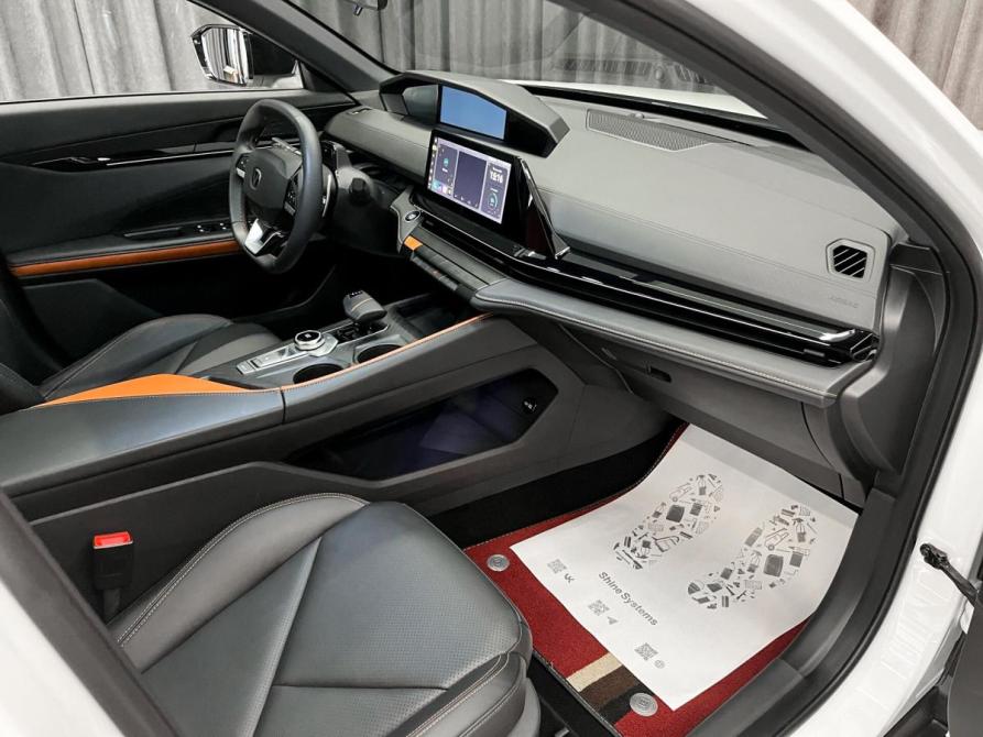 Changan UNI-V I Красноярск  - изображение 11