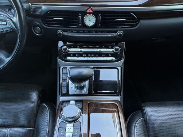 Genesis G90 I с пробегом 2018 года, цена 2 100 000 рублей, 237771 км, седан, Автокод Объявления