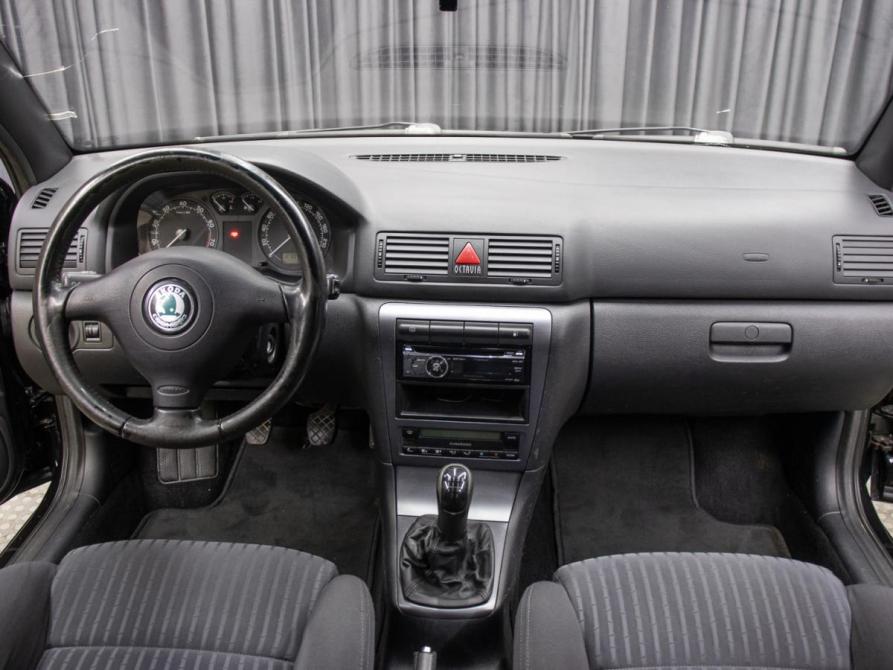 Skoda Octavia I (A4) Рестайлинг Москва  - изображение 14
