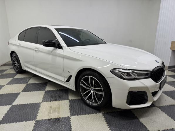 BMW 5 серии VII (G30/G31/G38) Рестайлинг с пробегом 2022 года, цена 4 660 000 рублей, 42632 км, седан, Автокод Объявления