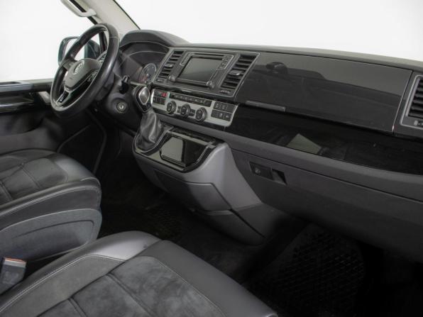 Volkswagen Multivan T6 с пробегом 2016 года, цена 3 440 000 рублей, 180000 км, минивэн, Автокод Объявления