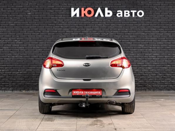 Kia Ceed II с пробегом 2013 года, цена 1 200 000 рублей, 190508 км, хэтчбек, Автокод Объявления