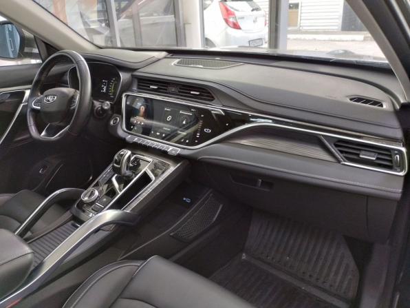 Geely Atlas Pro с пробегом 2023 года, цена 1 975 000 рублей, 47572 км, внедорожник, Автокод Объявления