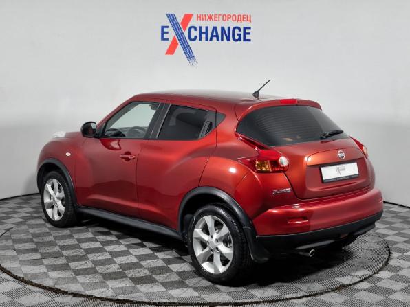 Nissan Juke I с пробегом 2012 года, цена 799 000 рублей, 174241 км, внедорожник, Автокод Объявления