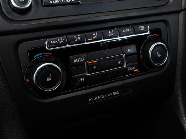 Volkswagen Golf VI с пробегом 2011 года, цена 628 000 рублей, 191542 км, хэтчбек, Автокод Объявления